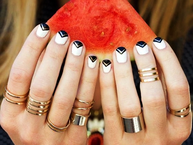 2. Easy White Nail Art Ideas - wide 4