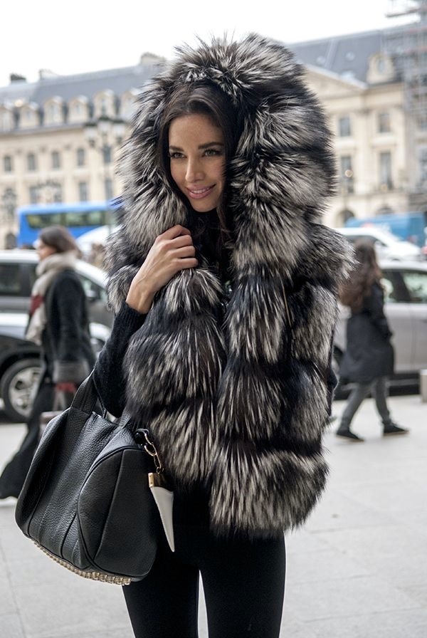 Fur Vest Outfits Ideas (4)