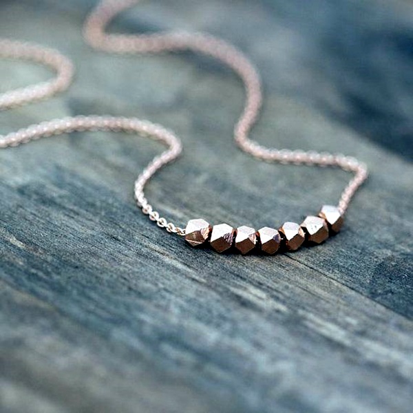 Cute and Simple Gold Necklace Designs (14)