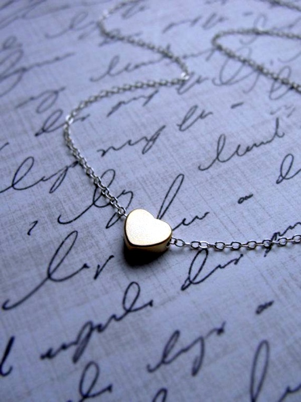 Cute and Simple Gold Necklace Designs (27)