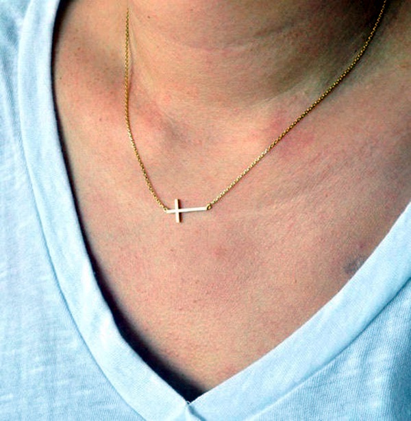 Cute and Simple Gold Necklace Designs (31)