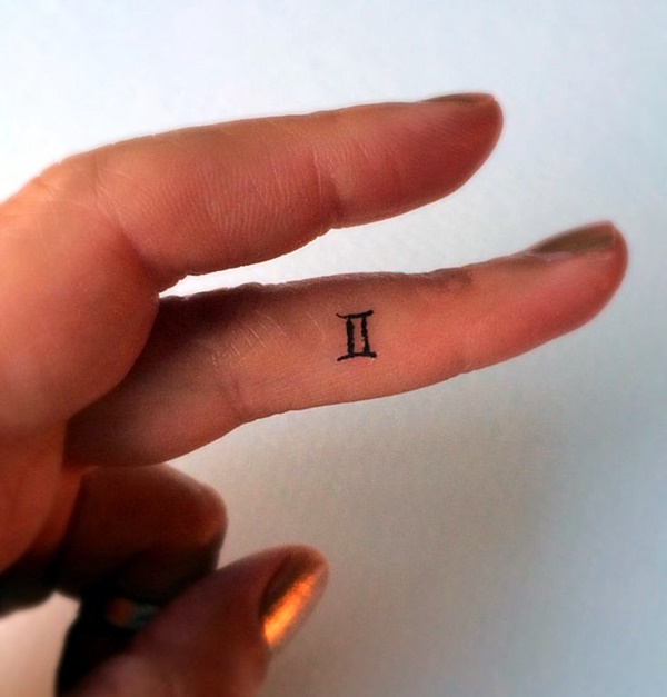 Finger Tattoo Ideas and Designs (1)