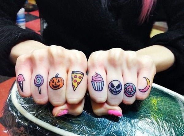 Finger Tattoo Ideas and Designs (2)