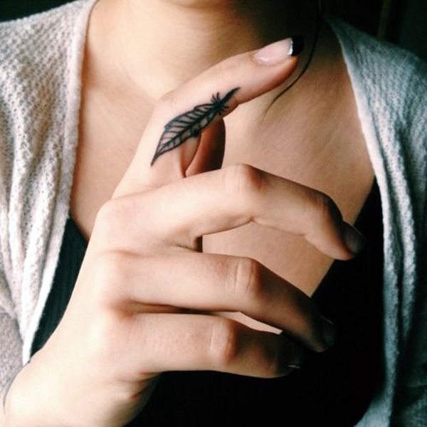 Finger Tattoo Ideas and Designs (3)