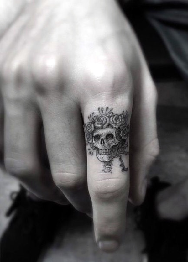 Finger Tattoo Ideas and Designs (3)