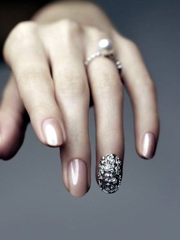 nail paint design for wedding