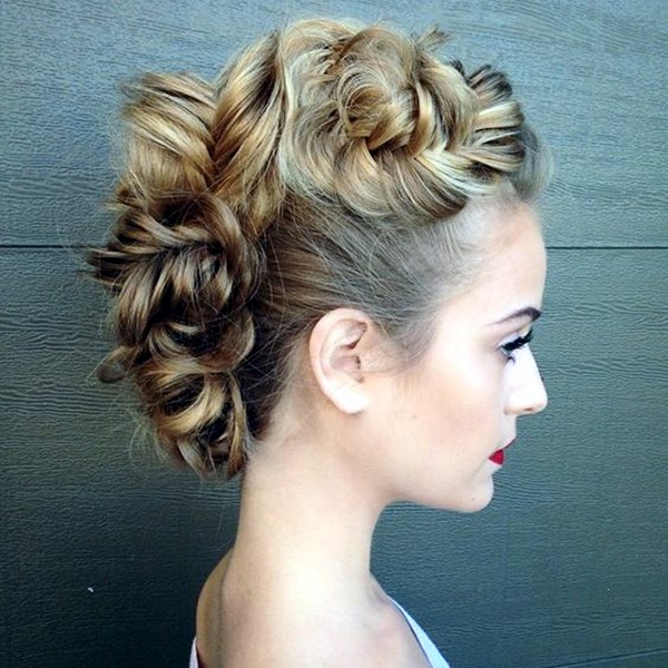 Mohawk Hairstyles for Women (1)