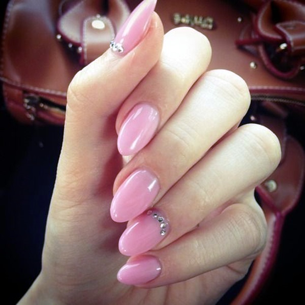 Pointy Almond Nail designs (1)