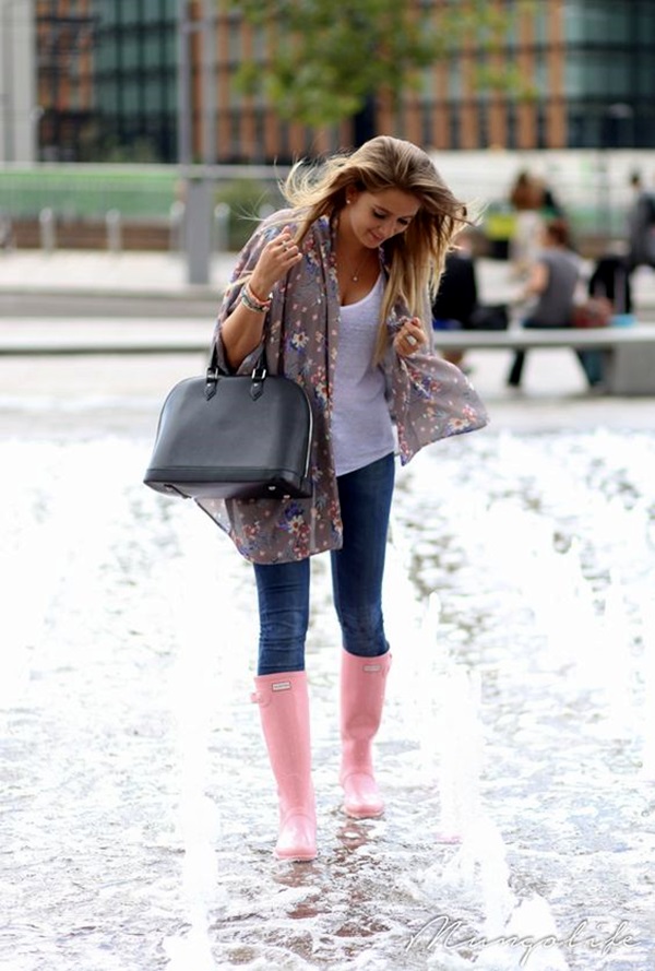 cute outfits to wear on a rainy day