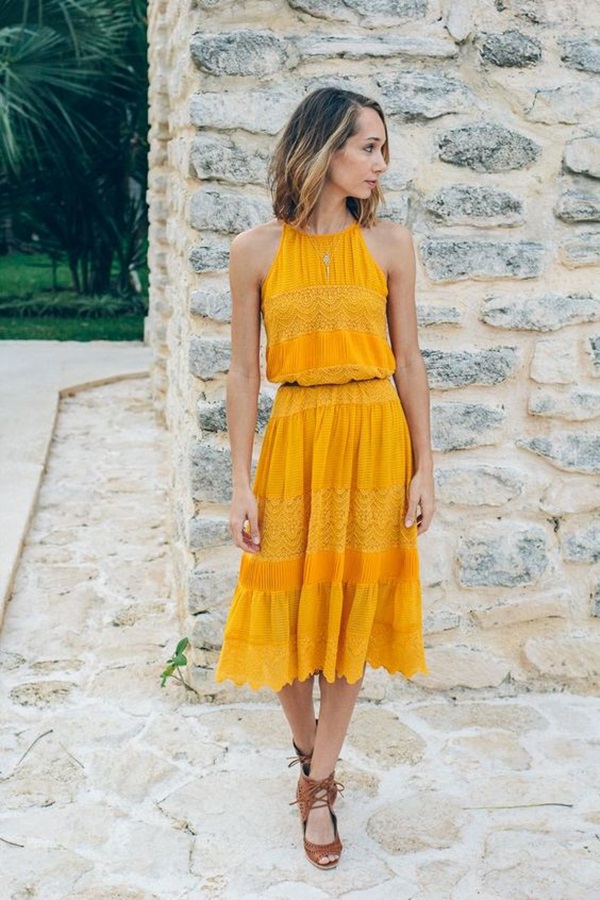 Chic Attires To Prove Yellow Is Color Of The Month (5)