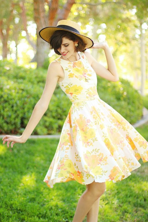 Chic Attires To Prove Yellow Is Color Of The Month (5)