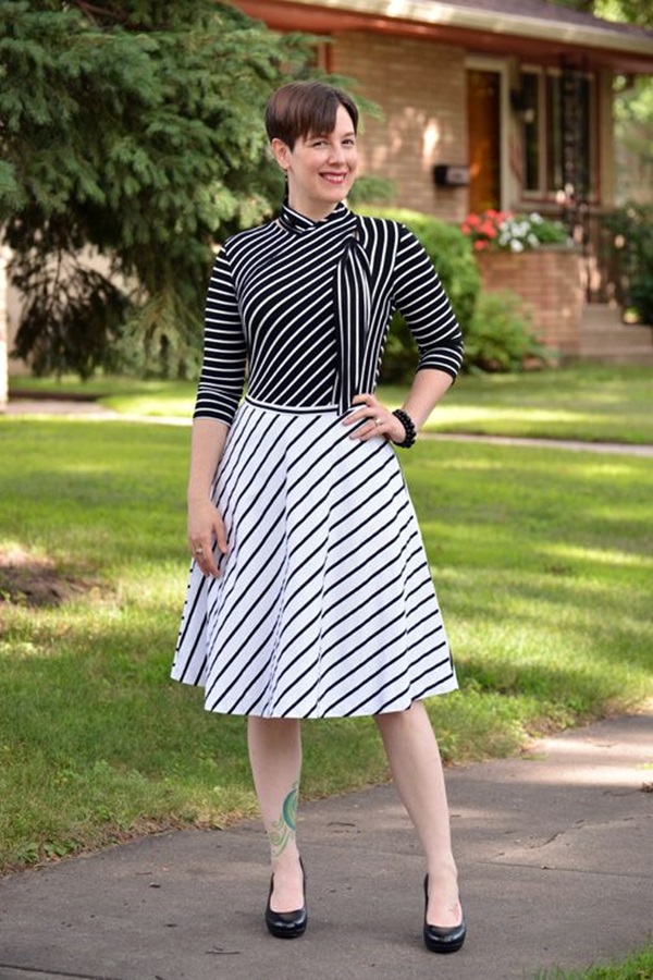 45 Striped Skirt Outfit Ideas to copy ASAP