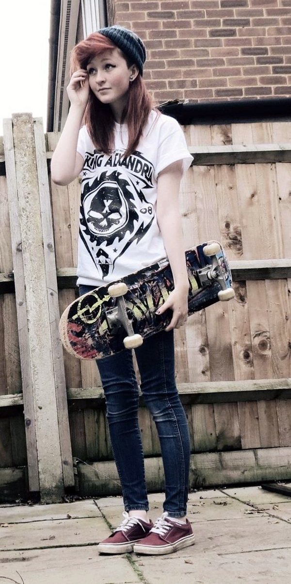 Emo Style Outfits And Fashion Ideas (4)