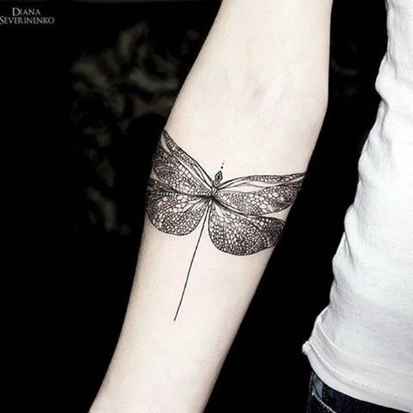 dragonfly-tattoo-designs-for-women-3