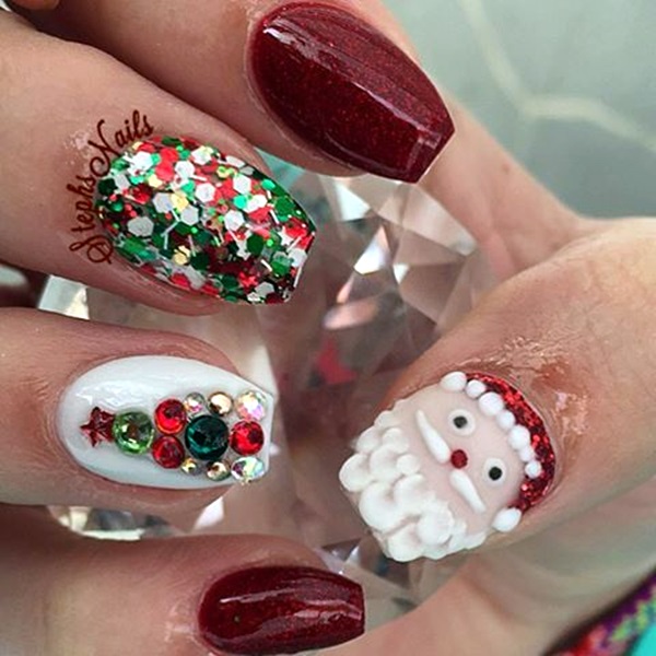 pretty-santa-nails-ideas-10
