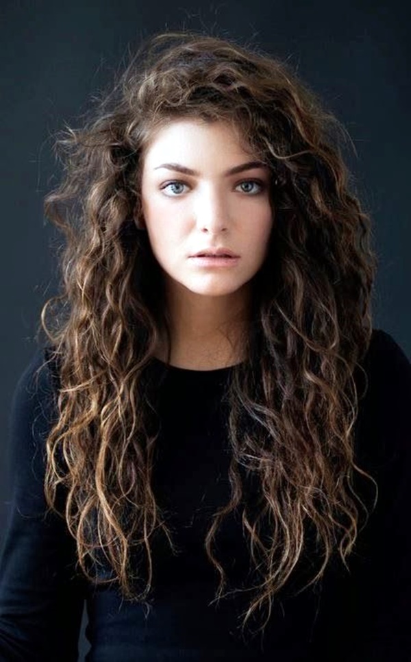 curly-hair-styles-for-long-hair-1