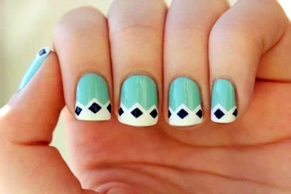 mint-green-nails-with-design-12