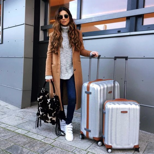 airport-fashion-outfits-to-travel-in-style-14