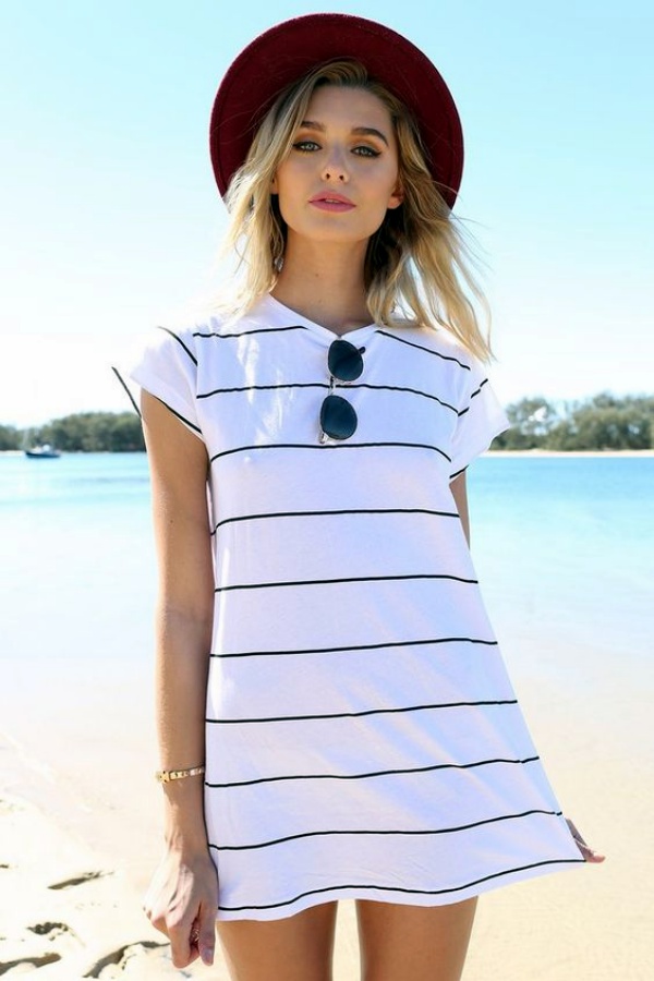 40 Beach Outfit Ideas to wear this Summer
