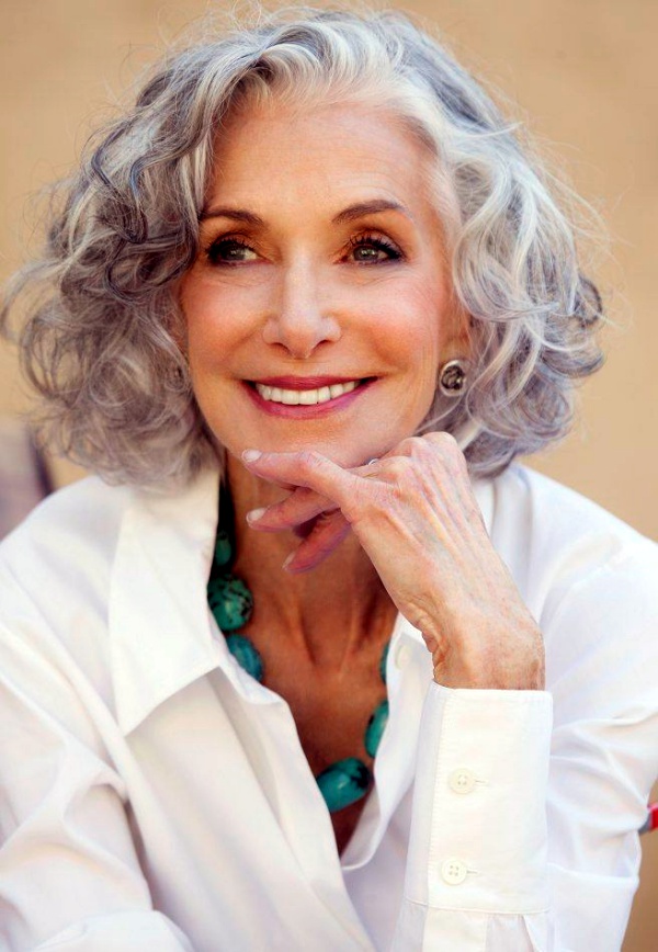 Hairstyles For 70 Year Old Woman With Curly Hair 20 Lovely Haircuts For Women Over 70 Easy