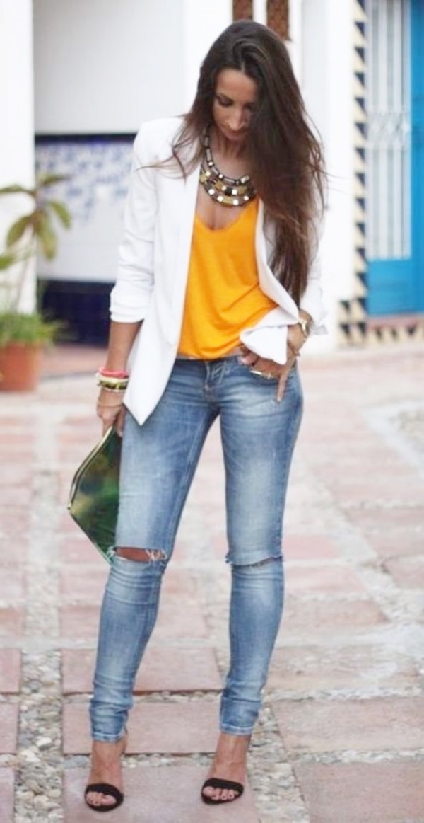 Casual-Work-Outfits-For-Women-In-Their-40s