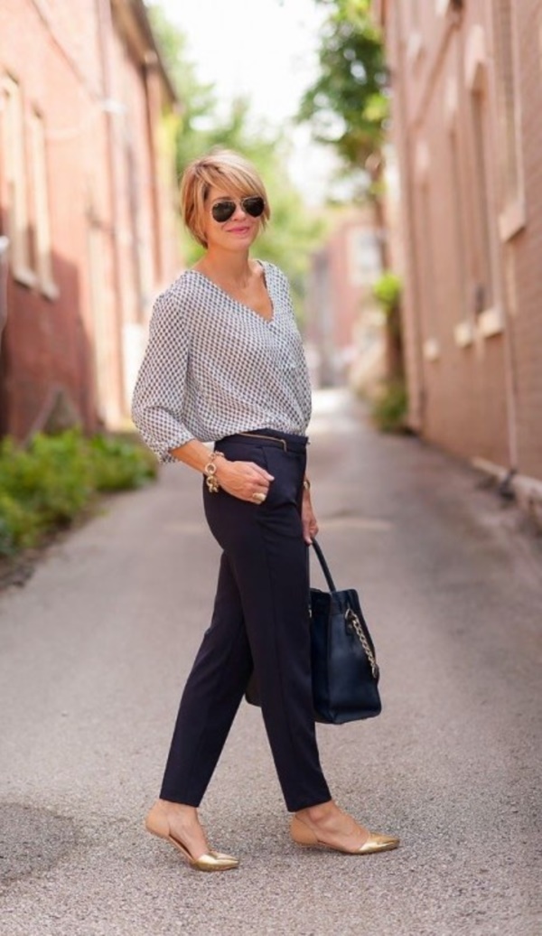 40 Casual Work Outfits for Women Over 50