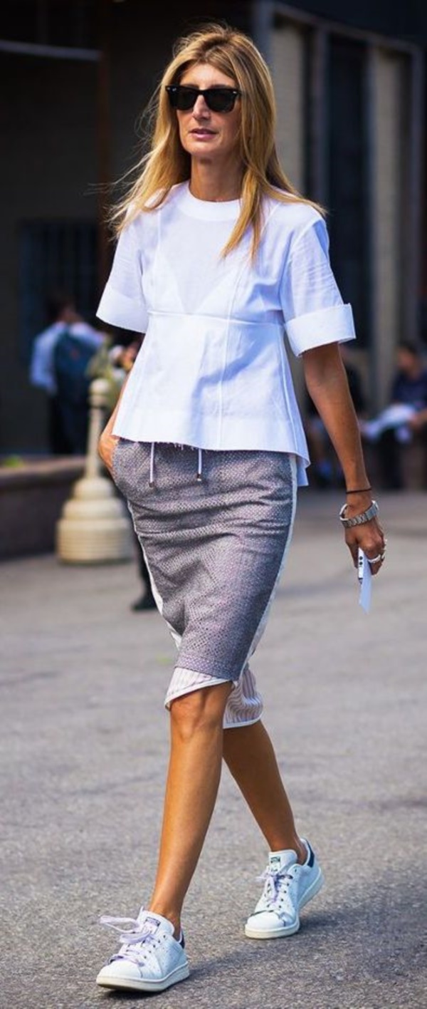 how-to-dress-in-your-50s