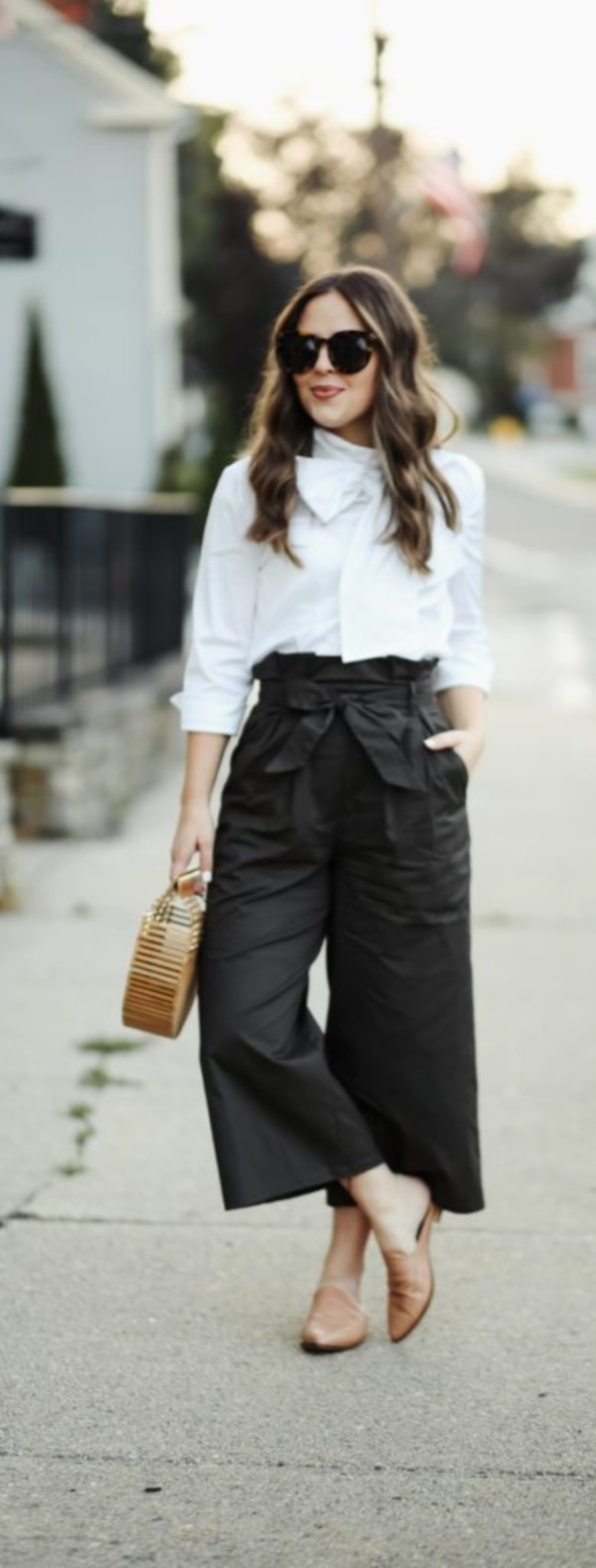 ways-to-wear-paper-bag-pants-for-work