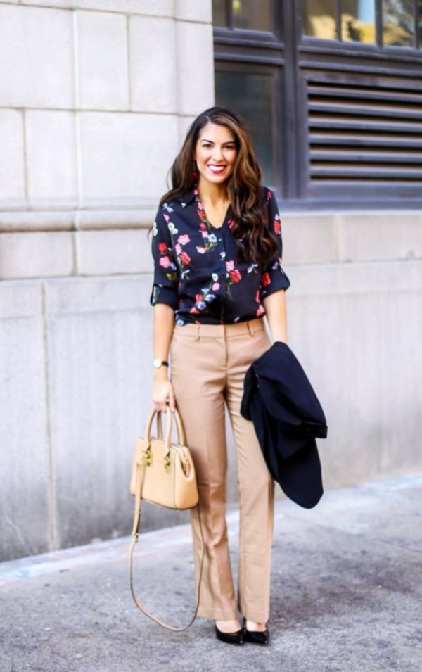 Outfit-Ideas-for-Women-over-35