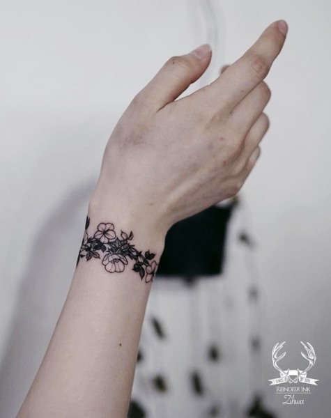 Unique Wrist Bracelet and Band Tattoos