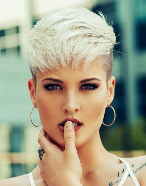 Different-Hair-Color-Ideas-for-Short-Hair