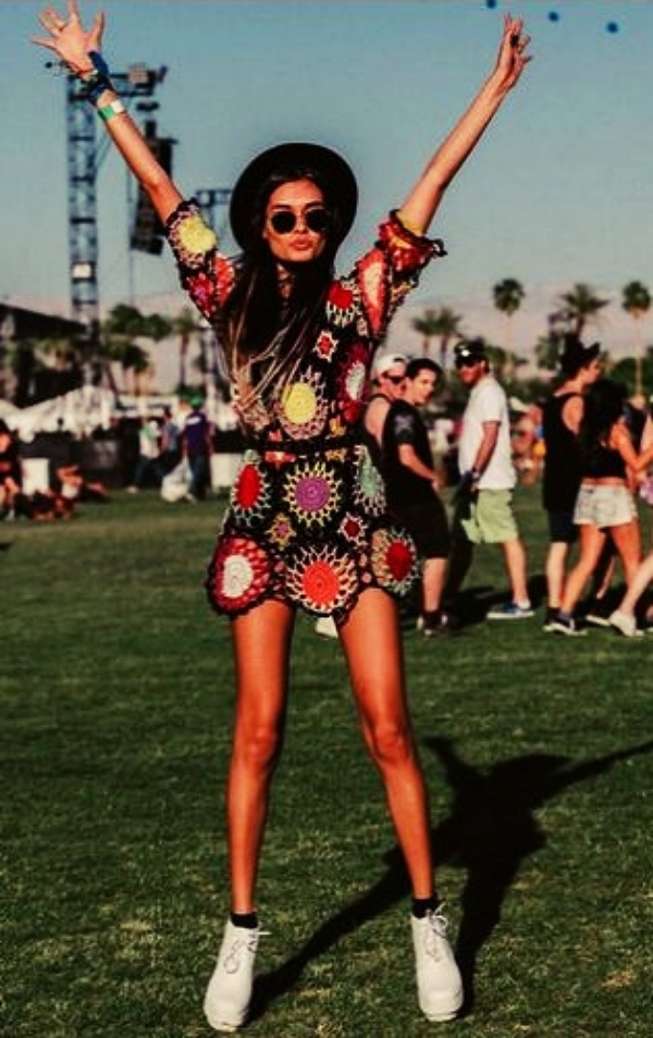 Festive-Coachella-Outfits-Ideas-to-Copy