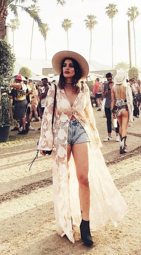 Festive-Coachella-Outfits-Ideas-to-Copy