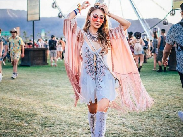 Festive-Coachella-Outfits-Ideas-to-Copy