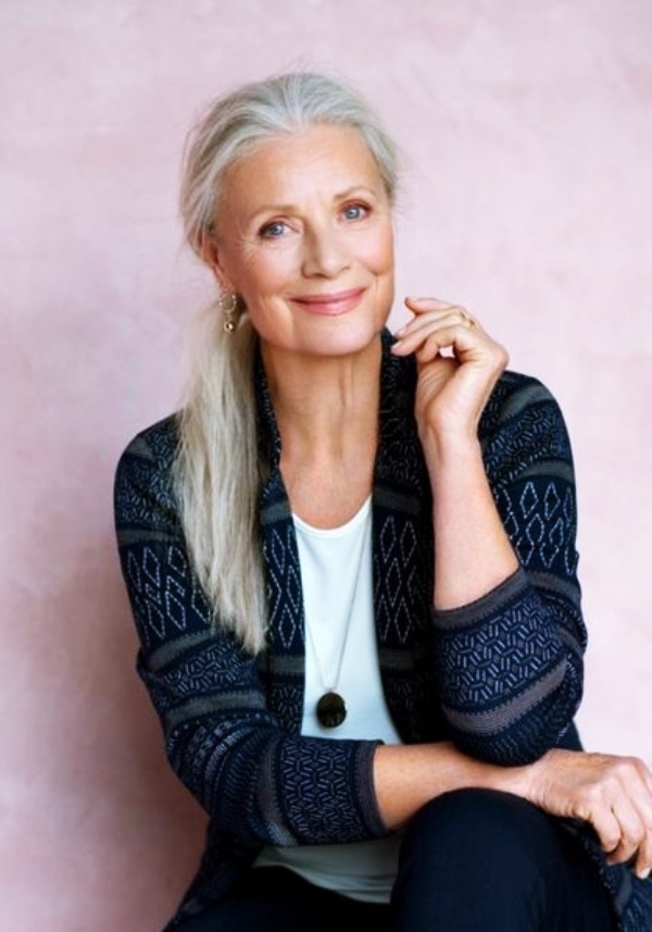 Best-Hairstyles-for-Older-Women-over-60