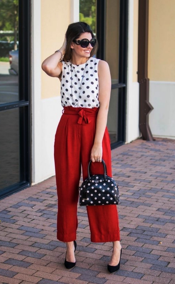Casual Summer Work Outfits for Professionals