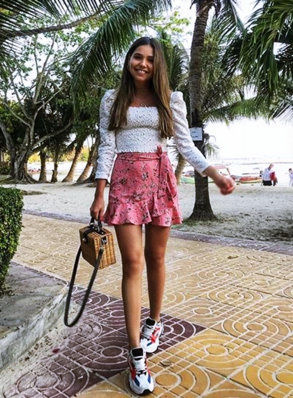 Cute-Mini-Skirt-Ideas-to-Try-this-Summer