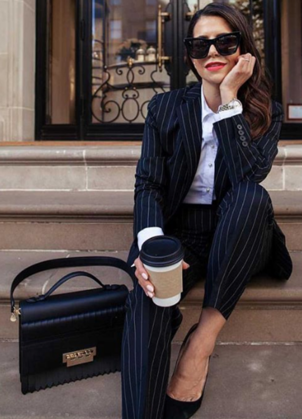 Non-Boring Work Outfits Ideas for Career Women