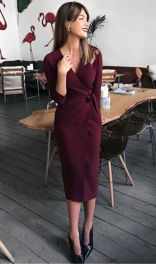 Non-Boring Work Outfits Ideas for Career Women