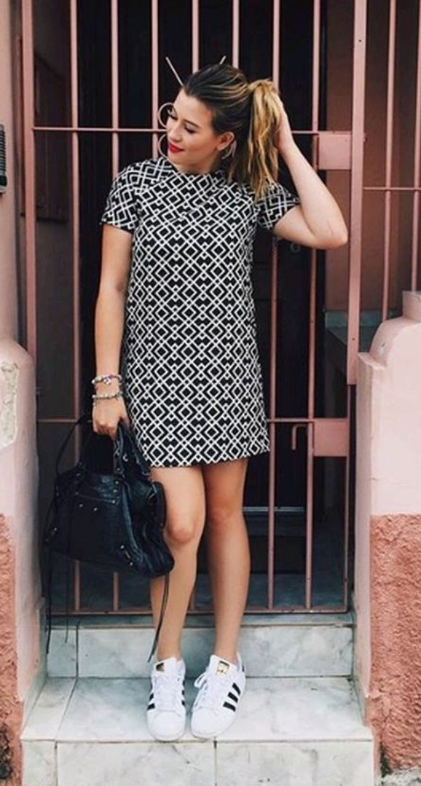 Casual Summer Outfits with Sneakers