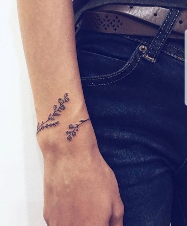 Perfect-Armband-Tattoo-Designs-for-Men-and-Women