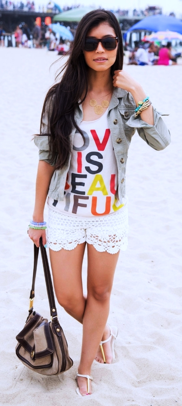 Trending-Summer-Beach-Outfits-that-are-Cool-AF