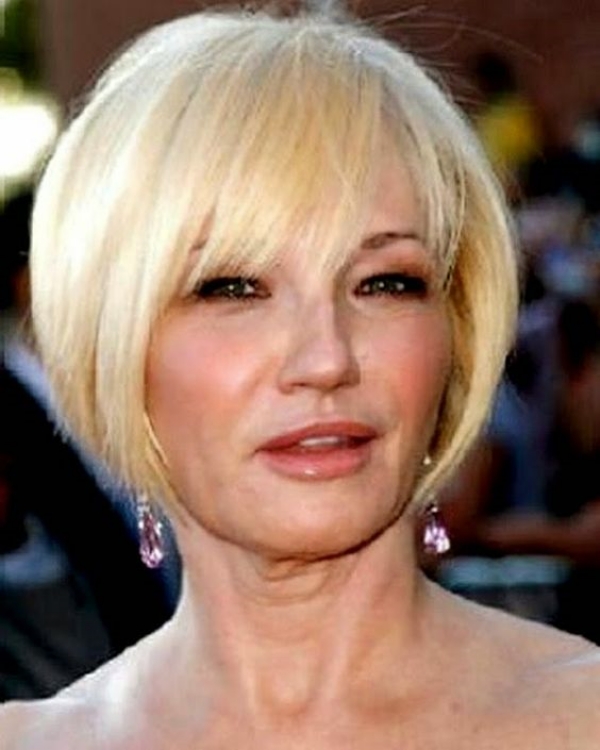 Charming Short Hairstyles for Older Women Over 60