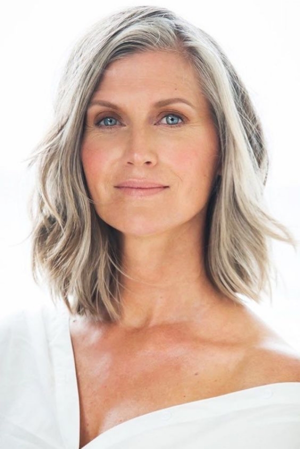 Charming Short Hairstyles for Older Women Over 60