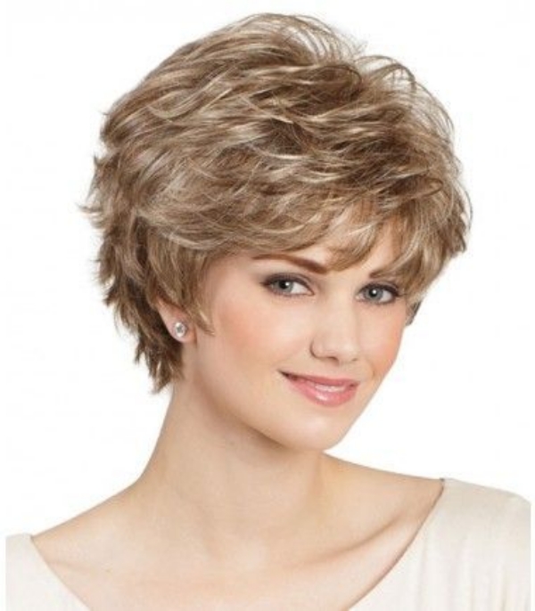Charming Short Hairstyles for Older Women Over 60