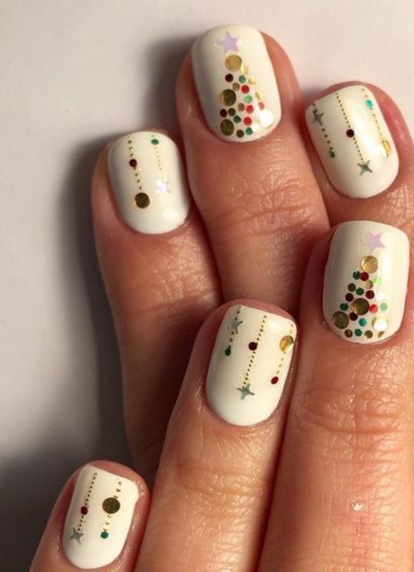 Pretty Winter and Christmas Nails Art Designs