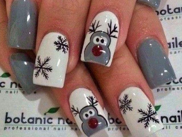 Pretty Winter and Christmas Nails Art Designs