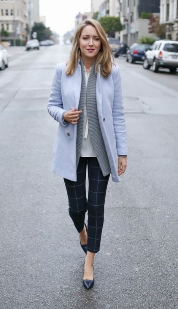 Casual Winter Work Outfits for Professionals