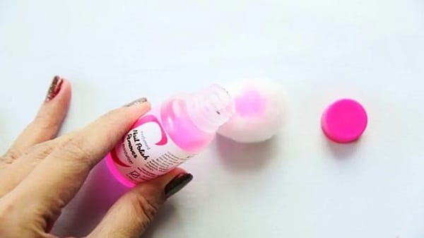 Simple Glitter Nail Art designs44.1