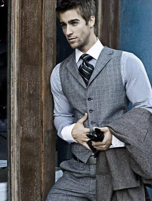 40 Dynamic Business Suits for Men: Elegant Touch!